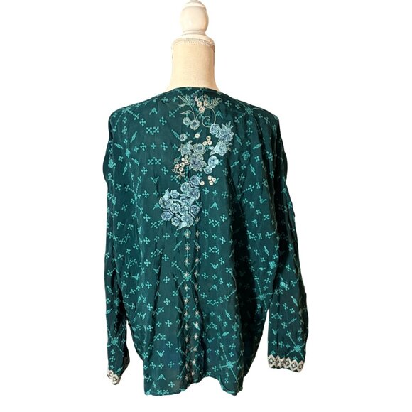 Johnny Was Yoko Embroidered Blouse size L large Lakeside blue button shirt - Picture 9 of 13